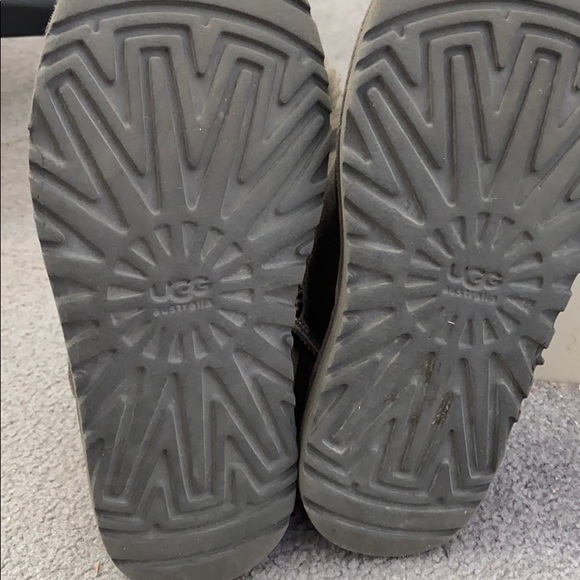 UGG boots - Picture 2 of 4